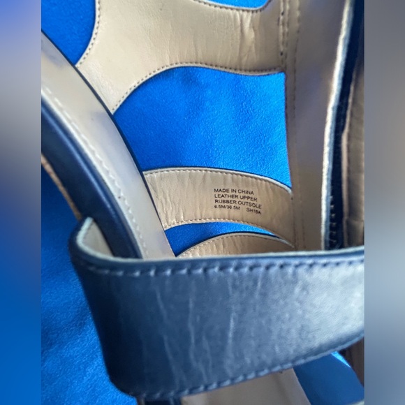 ❗️SOLD❗️ - Picture 5 of 8